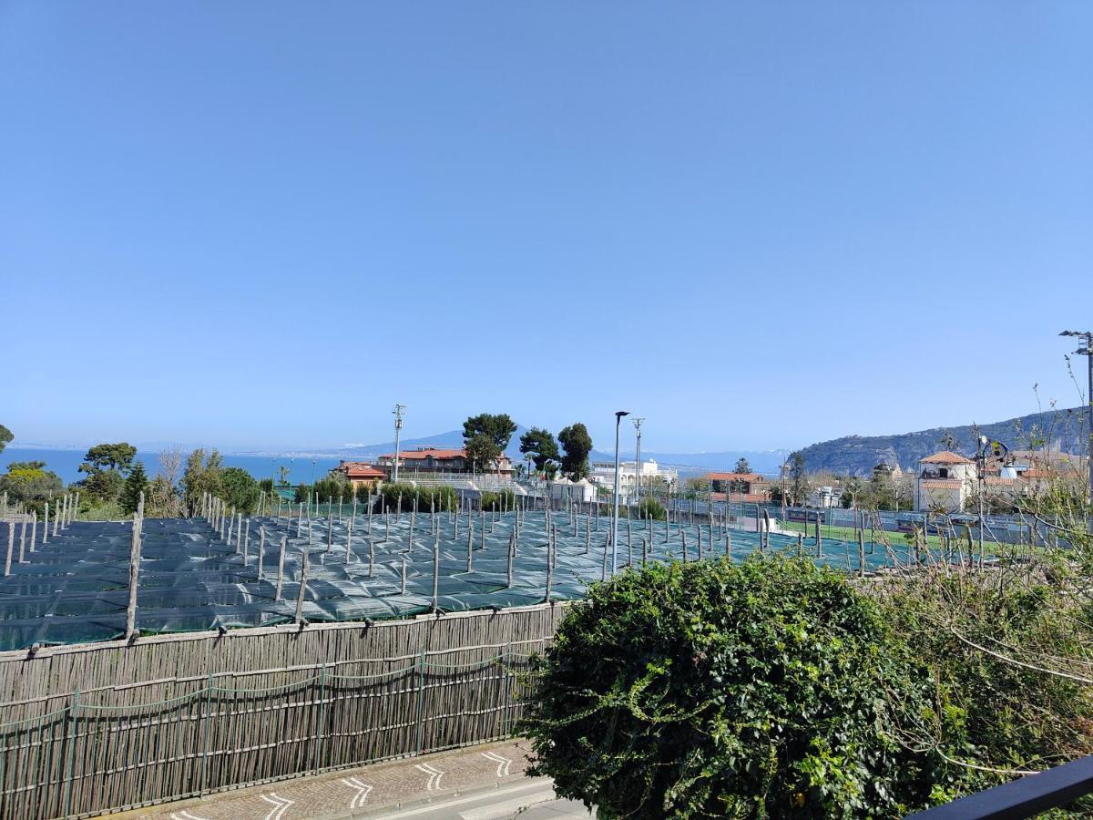 Rota Suites Sorrento Buitenkant foto