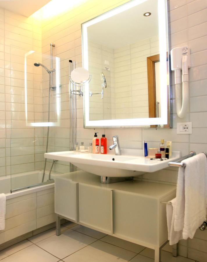 Rota Suites Sorrento Buitenkant foto