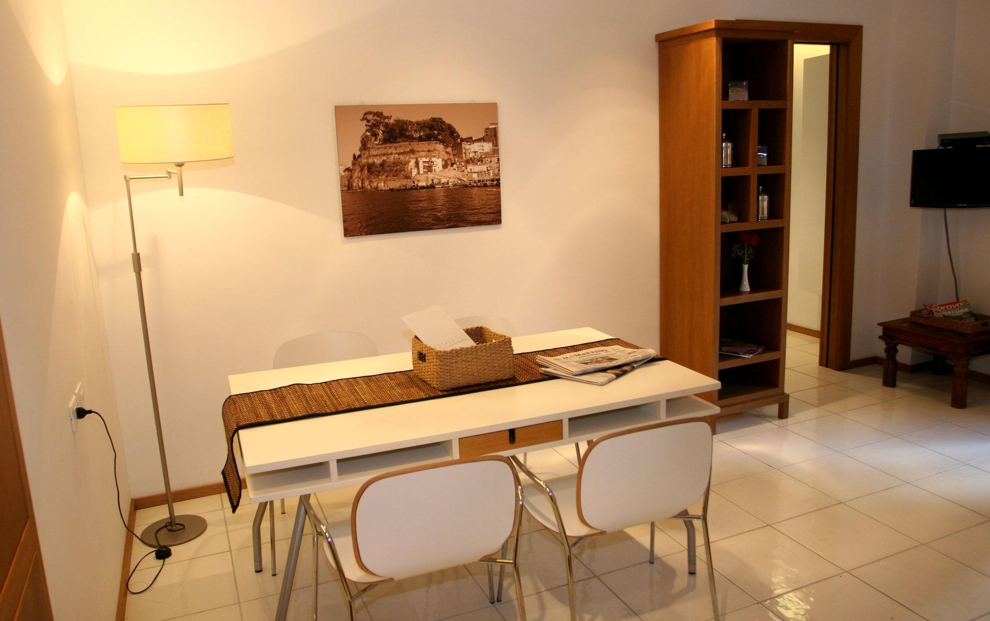 Rota Suites Sorrento Buitenkant foto