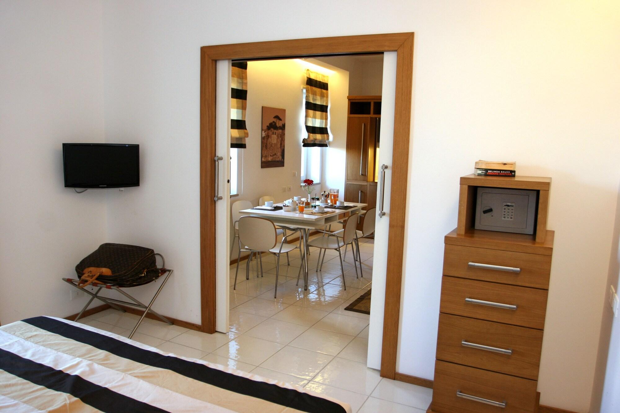 Rota Suites Sorrento Buitenkant foto