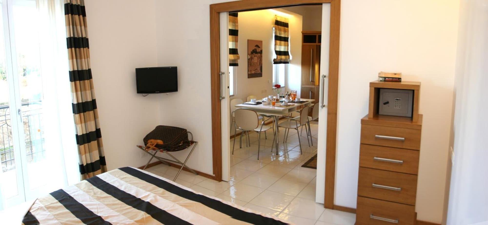 Rota Suites Sorrento Buitenkant foto
