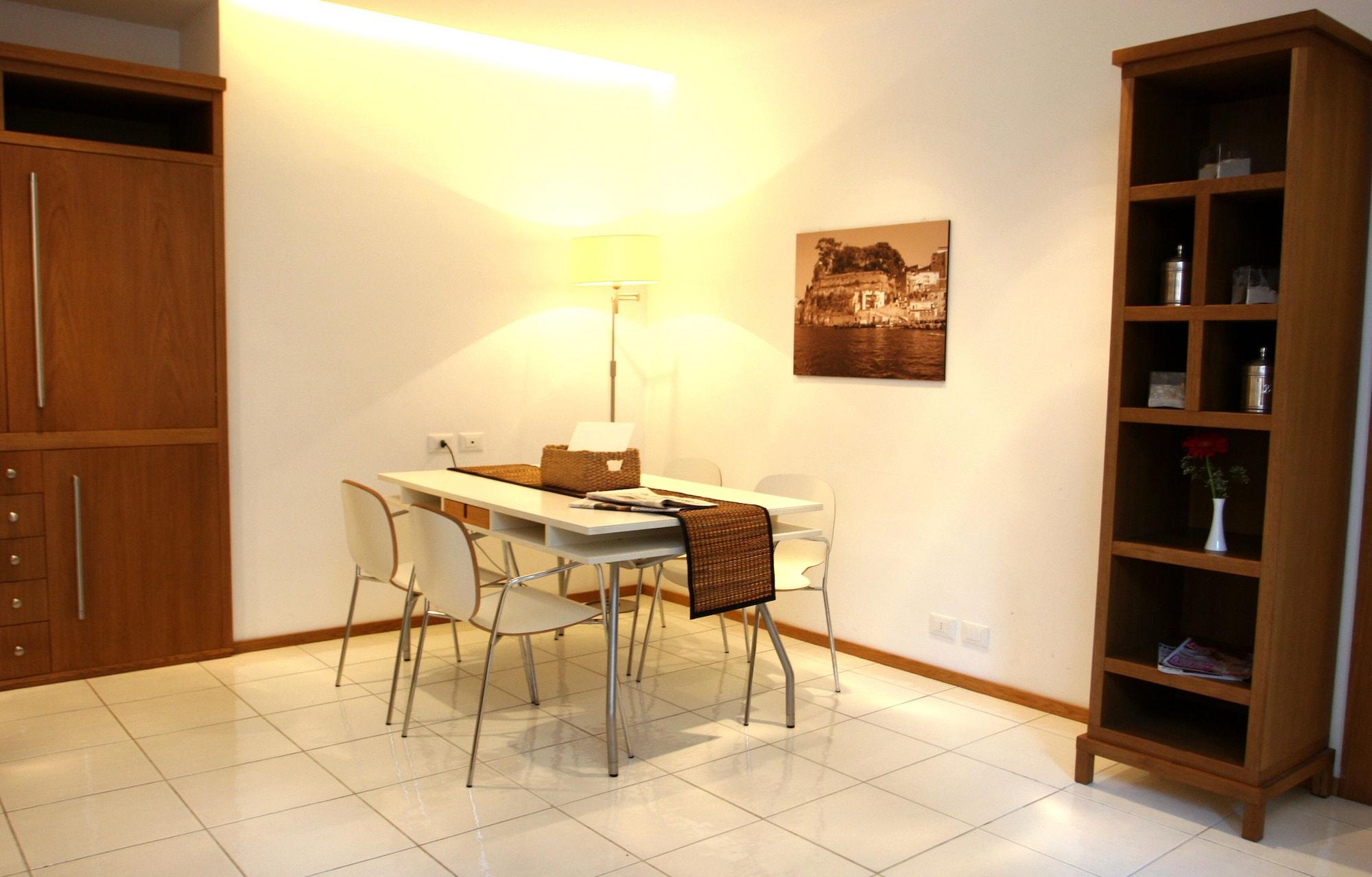 Rota Suites Sorrento Buitenkant foto